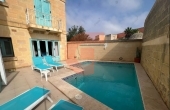 GE3506, Traditional House with pool