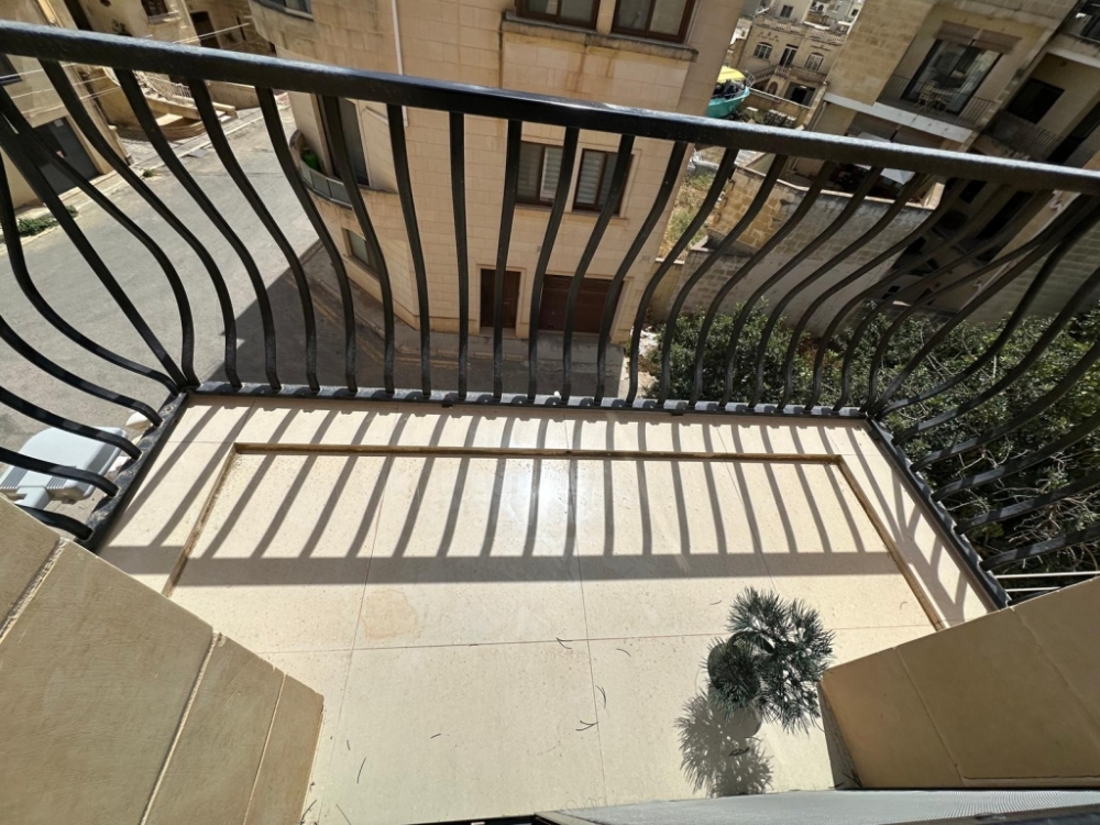 WhatsApp Image 2025-12-15 at 19.02.25 (5) WhatsApp Image 2025-12-15 at 19.02.25 (5)