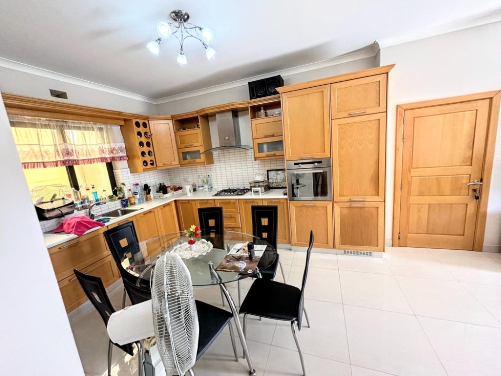 WhatsApp Image 2025-12-15 at 19.02.26 (3) WhatsApp Image 2025-12-15 at 19.02.26 (3)