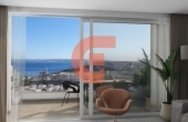 GE3877, Apartment with Channel Views