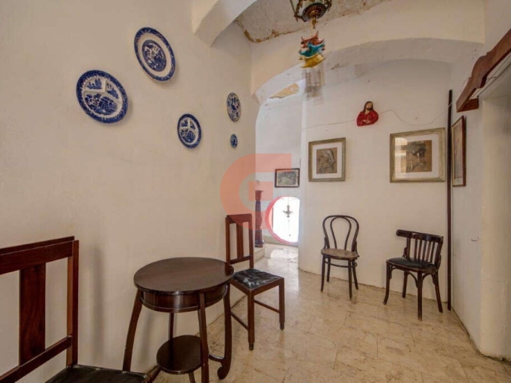 940aa00f-6e67-400c-98d3-307b74766f58 940aa00f-6e67-400c-98d3-307b74766f58