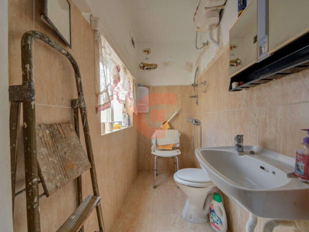 9e9afb28-d04c-4bf5-b8dd-28cacb836652 9e9afb28-d04c-4bf5-b8dd-28cacb836652